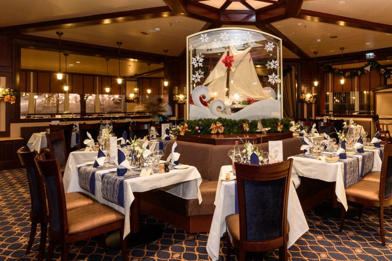 Disney Newport Bay Club Chessy  Ngoại thất bức ảnh